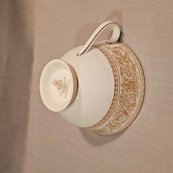 NEW Royal Doulton Sovereign H 4973 Four Piece Place Setting - Picture 15 of 16